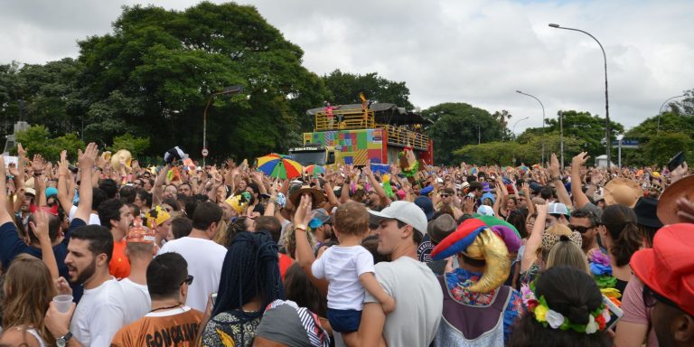 pre-carnaval-de-sao-paulo-teve-180-blocos-nas-ruas