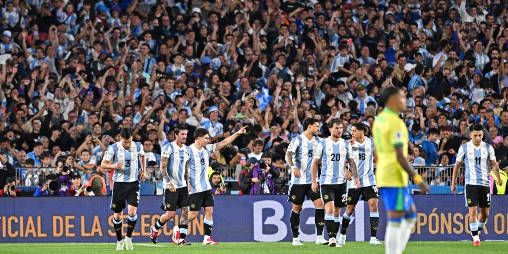 em-noite-para-esquecer,-brasil-e-goleado-pela-argentina-por-4-a-1