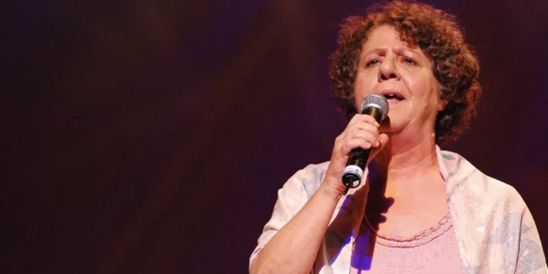morre-cristina-buarque,-a-voz-suave-do-samba