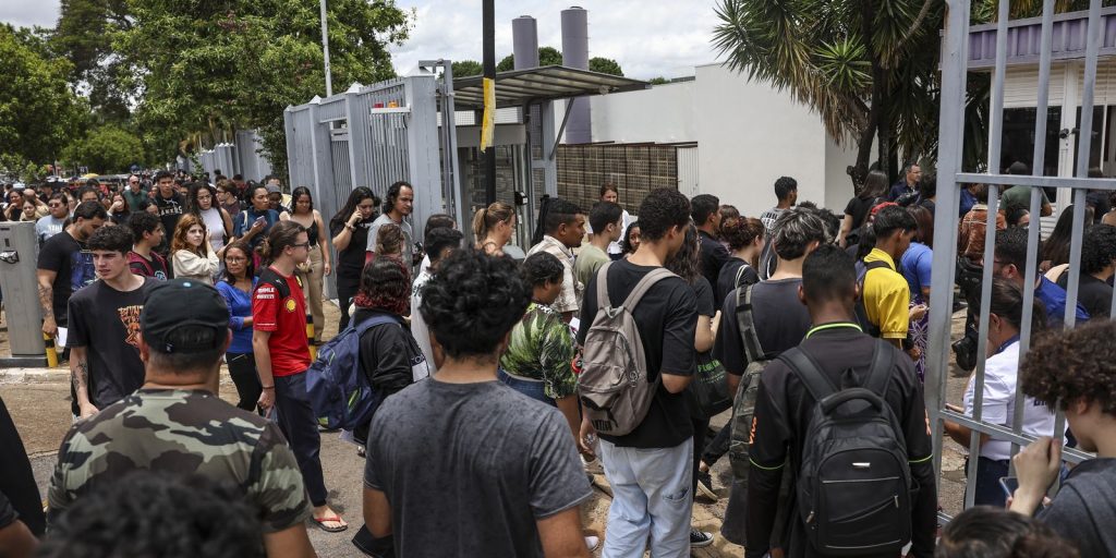 mais-de-5,3-milhoes-de-pessoas-ja-se-inscreveram-no-enem-deste-ano