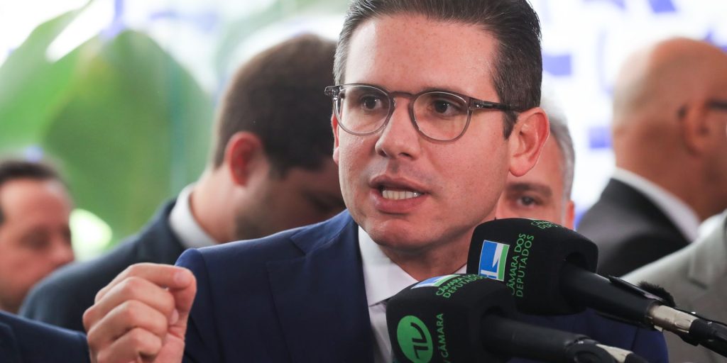 motta-encaminha-a-ccj-processo-de-cassacao-de-carla-zambelli
