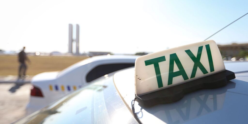 fim-da-taxa-de-verificacao-de-taximetros-beneficiara-300-mil-taxistas