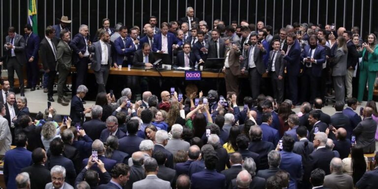 motta:-retomada-do-plenario-da-camara-nao-foi-condicionada-a-anistia