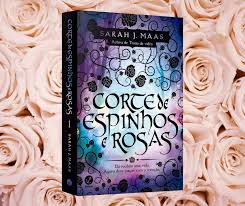 Corte De Espinhos E Rosas