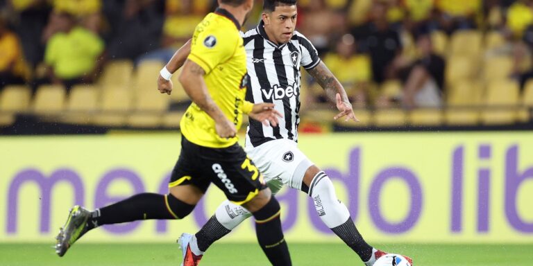 pre-libertadores:-botafogo-arranca-empate-com-barcelona-em-guayaquil