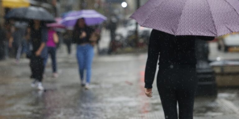 inmet-emite-sete-alertas-de-perigo-para-chuvas-intensas-e-tempestades
