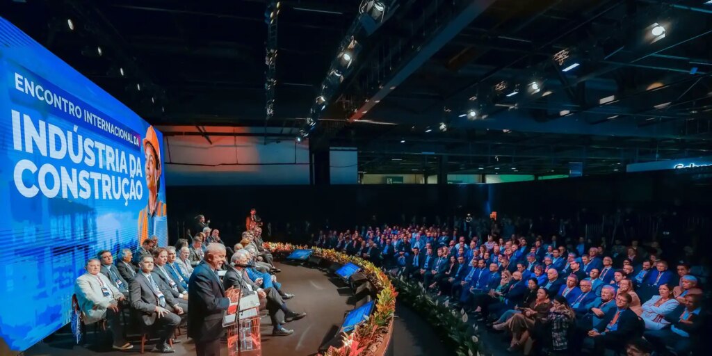 lula-diz-que-ouvira-demandas-de-empresarios-sobre-fim-da-escala-6×1