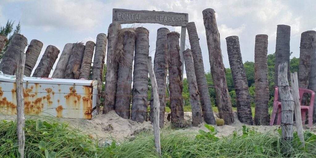 justica-manda-demolir-muro-de-570-metros-em-praia-de-ipojuca-(pe)