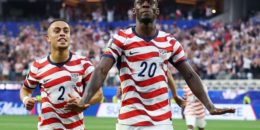 heroi-na-estreia-dos-eua-na-copa,-balogun-nasceu-no-pais-por-acaso