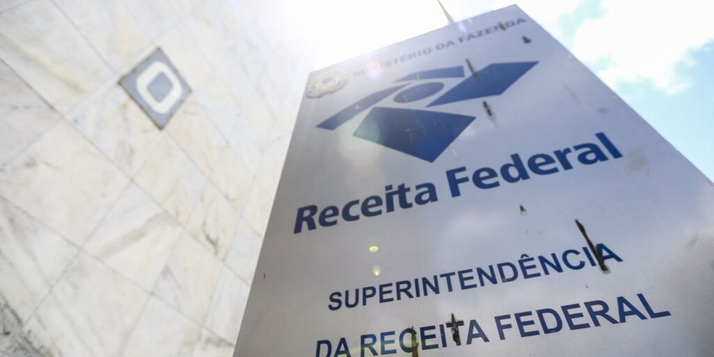 receita-paga-lote-especial-de-restituicao-automatica-em-julho