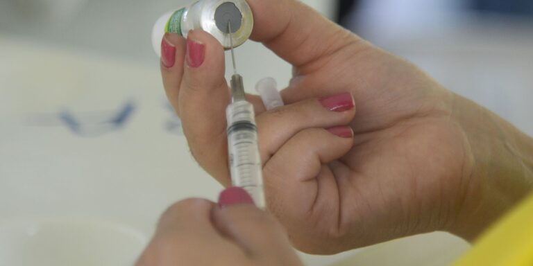 sao-paulo-inicia-vacinacao-infantil-com-pneumococica-20-neste-sabado