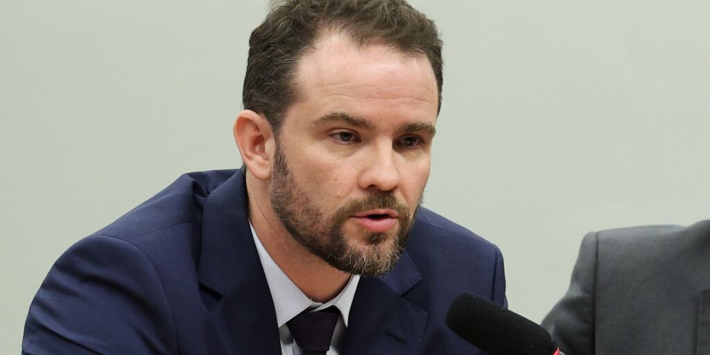 governo-buscara-cumprir-meta-fiscal-com-dialogo,-diz-durigan